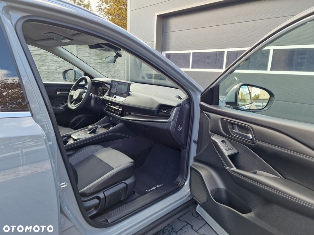 Nissan Qashqai 1.3 DIG-T MHEV Xtronic N-Connecta - 19