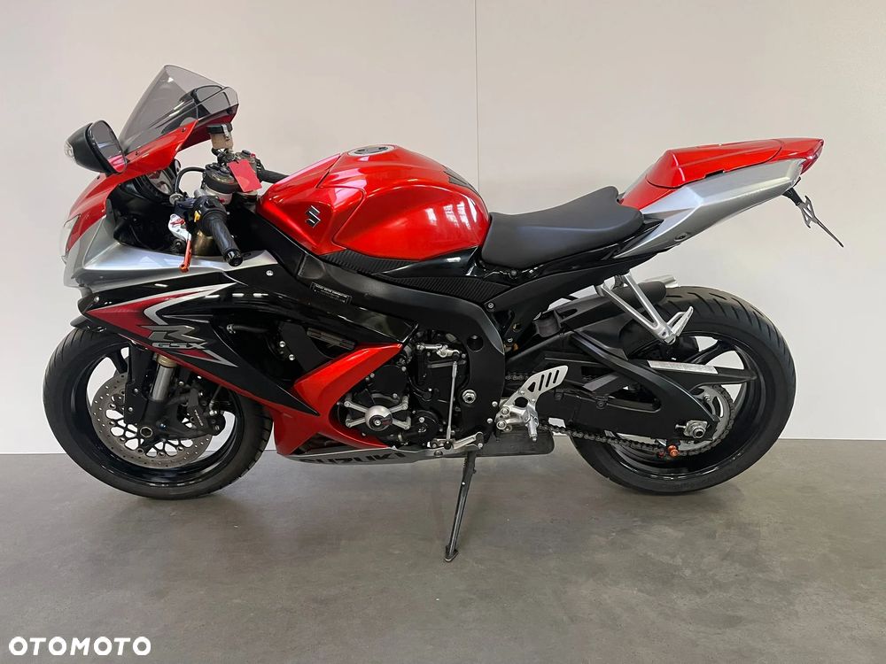 Suzuki GSX-R - 7