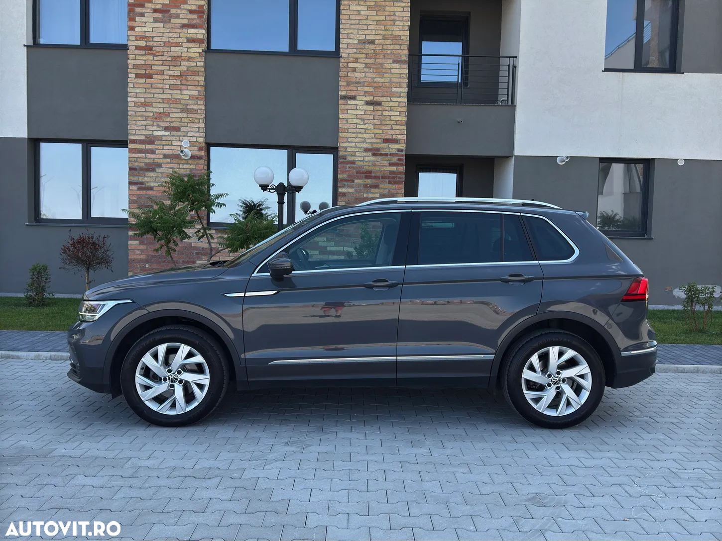 Volkswagen Tiguan - 18