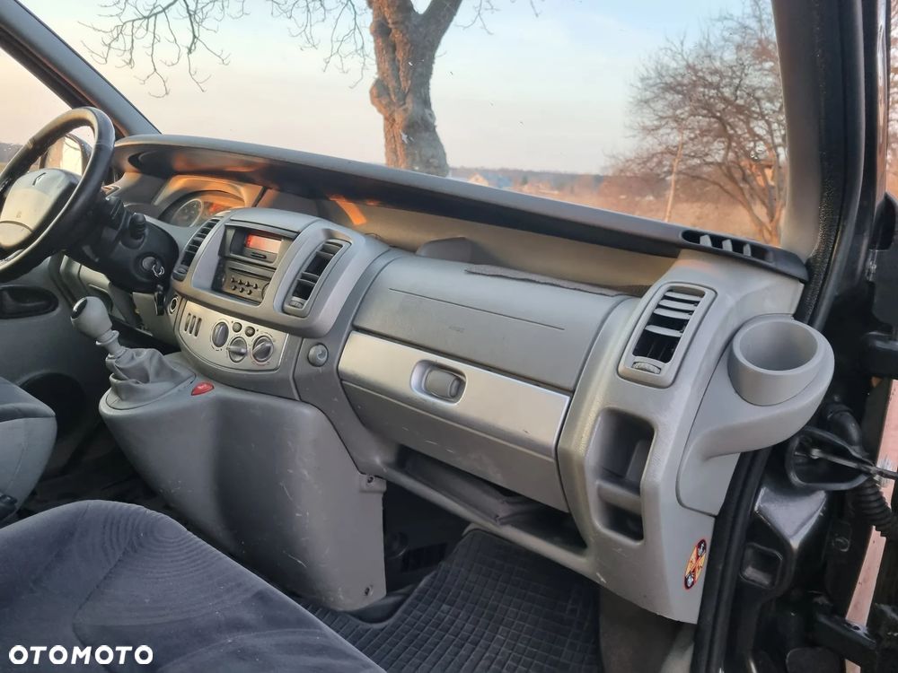 Renault Trafic L1H1 Passenger Lux - 15