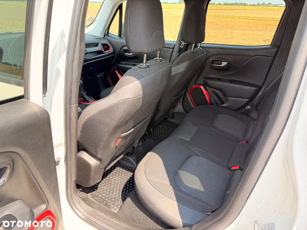 Jeep Renegade 2.0 MultiJet Trailhawk 4WD S&S - 6