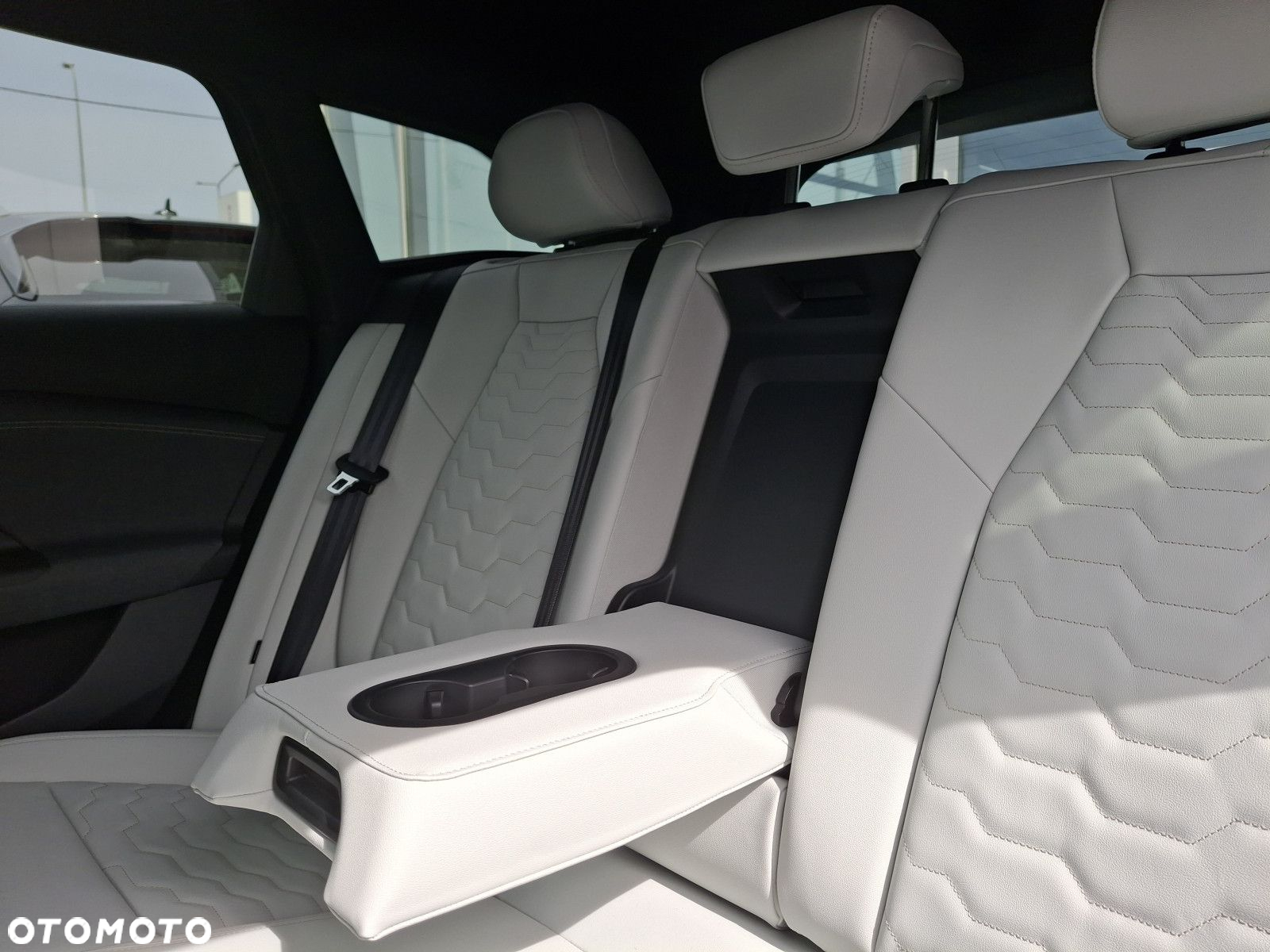 Audi A6 Sportback e-tron - 33