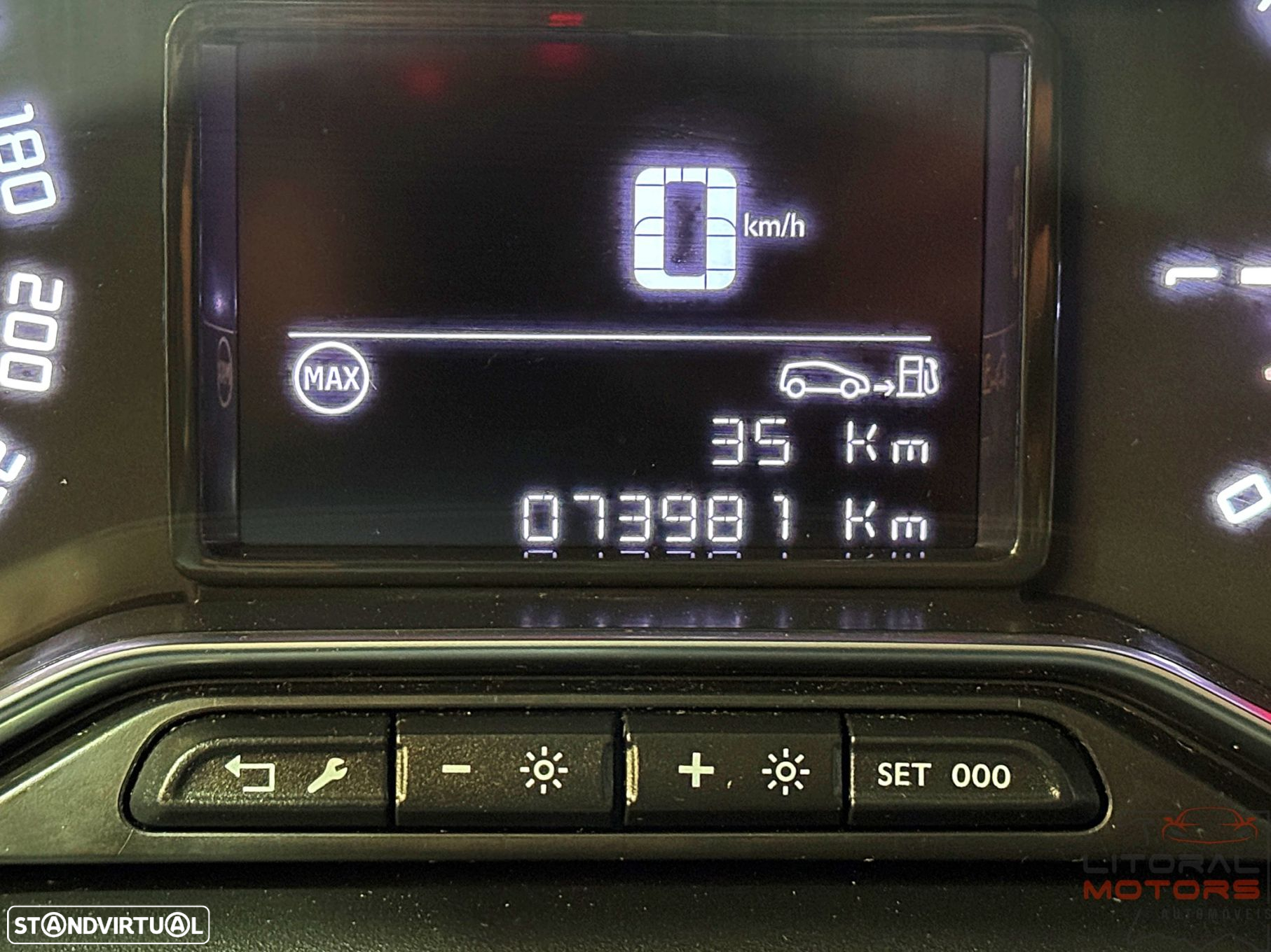 Citroën C3 Aircross 1.2 PureTech Shine - 26