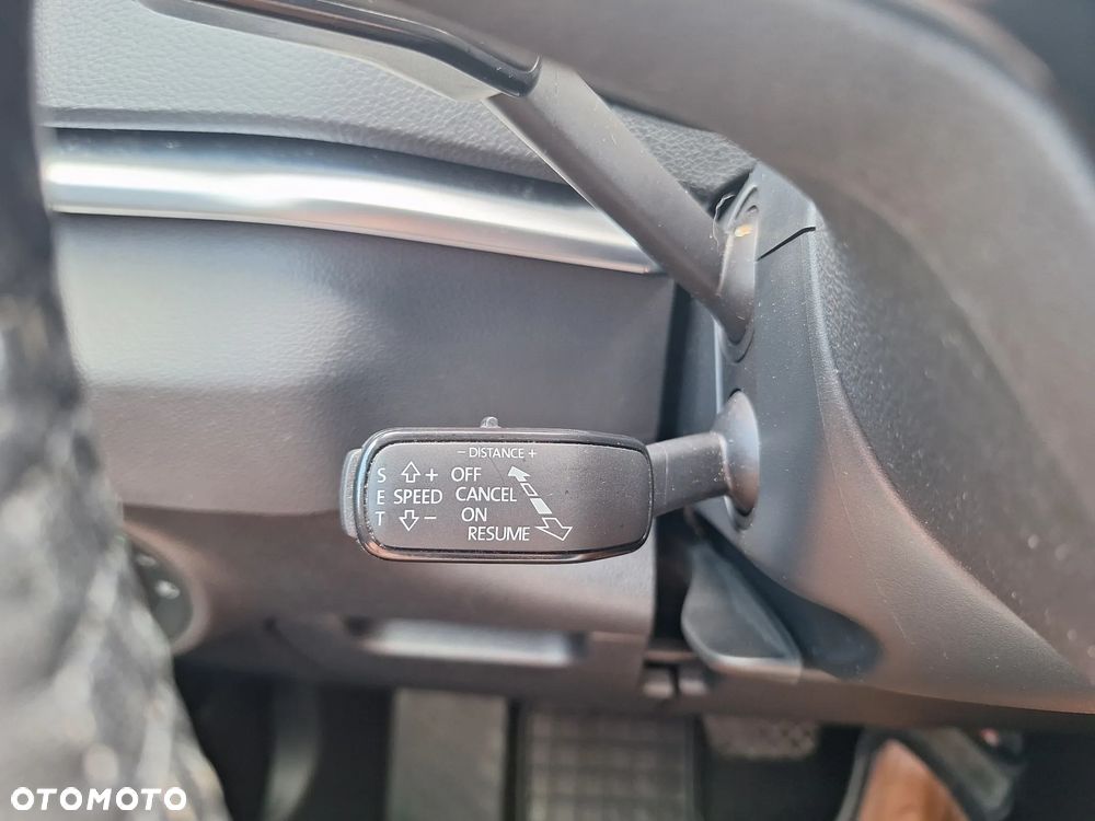 Skoda Karoq 1.5 TSI ACT 4x2 Style DSG - 33