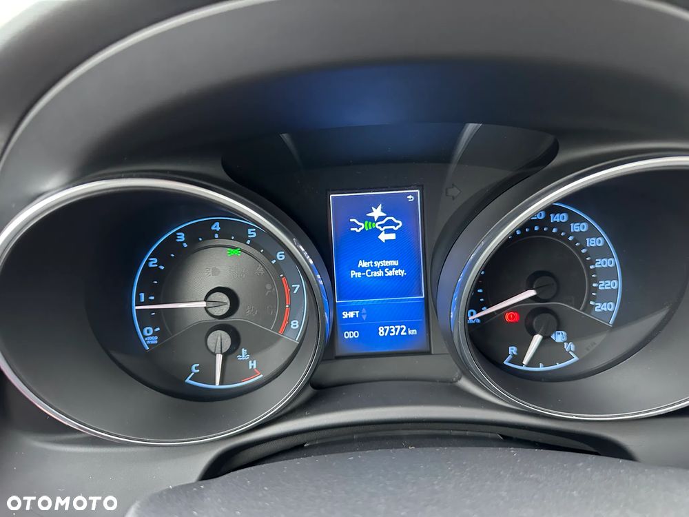 Toyota Auris 1.6 Prestige - 23