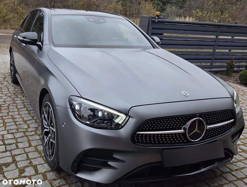 Mercedes-Benz Klasa E 220 d 4-Matic Business Edition - 4