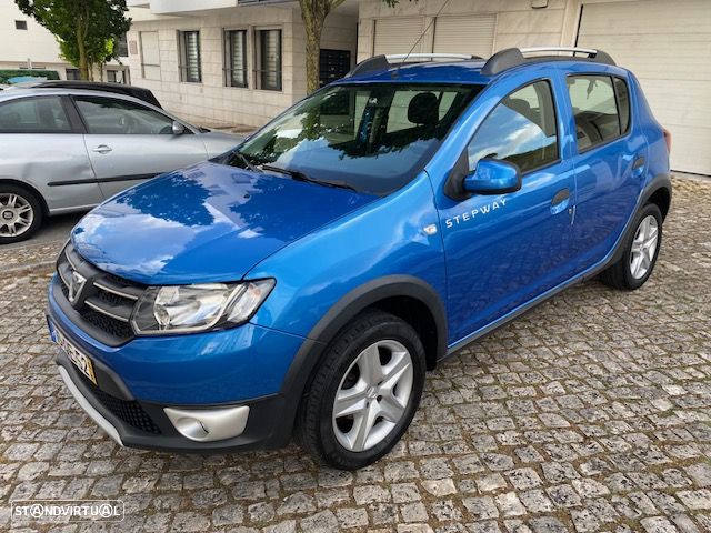 Dacia Sandero 0.9 TCe Stepway - 1