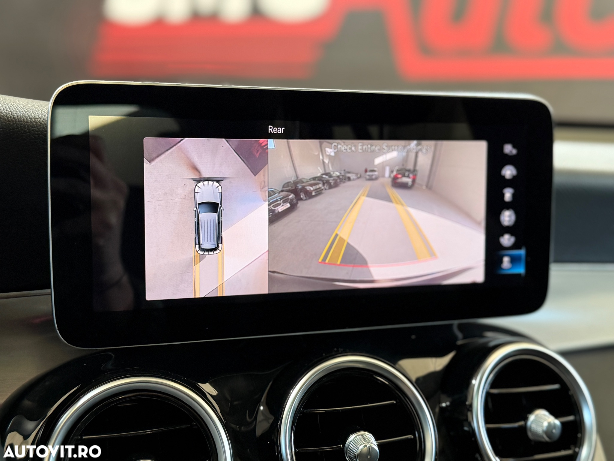 Mercedes-Benz GLC 300 4Matic 9G-TRONIC - 24