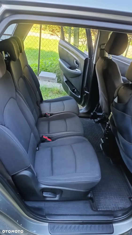 Kia Carens 1.6 GDI M 7os EU6 - 5