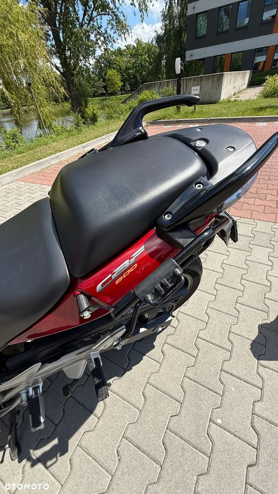 Honda CBF - 9