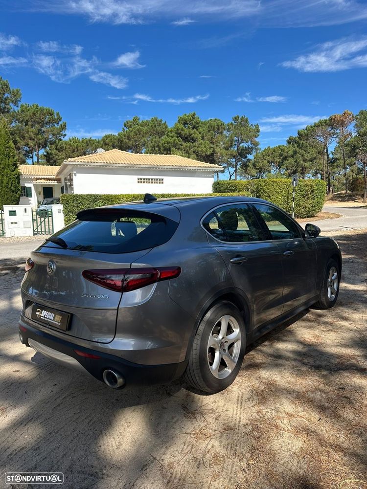 Alfa Romeo Stelvio 2.2 D Super AT8 - 10