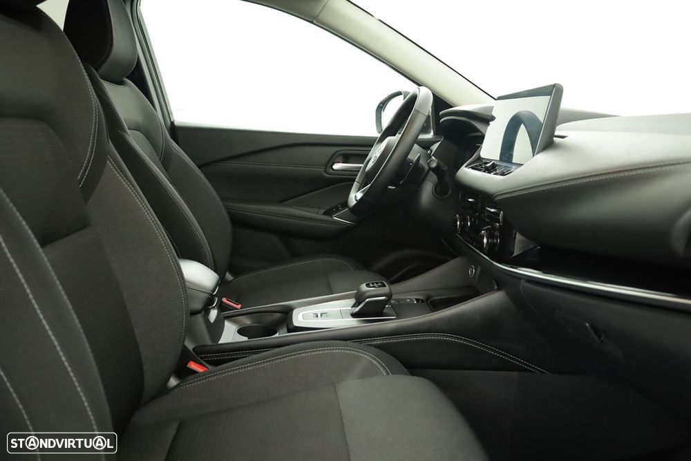 Nissan Qashqai 1.3 DIG-T N-Connecta LED Xtronic - 19