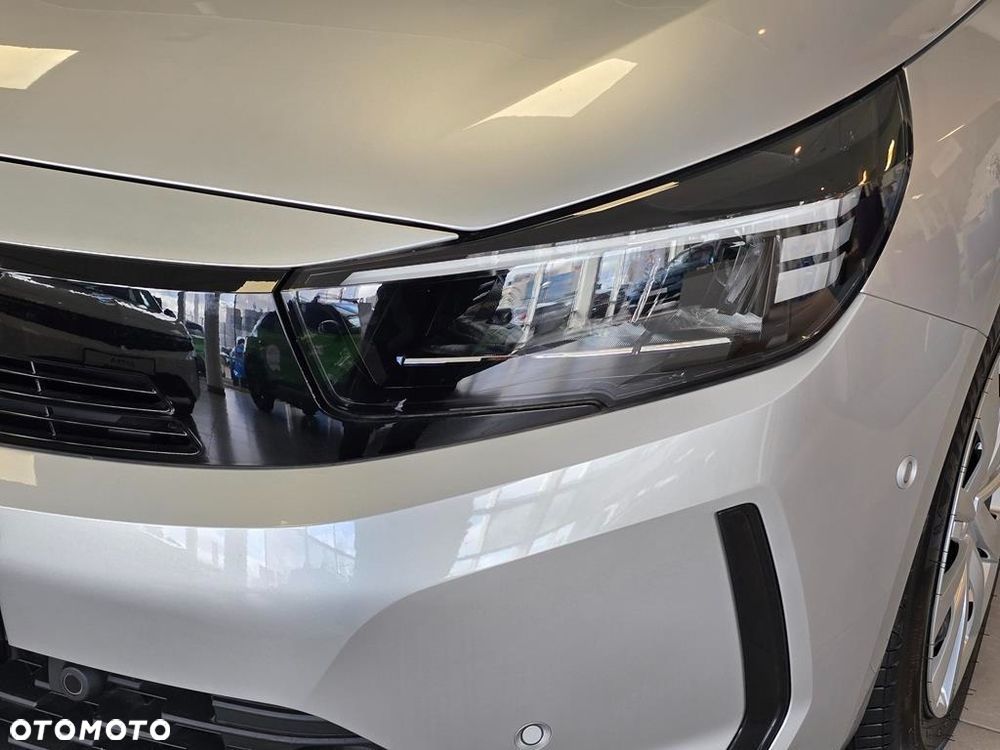 Opel Corsa 1.2 GS S&S - 18