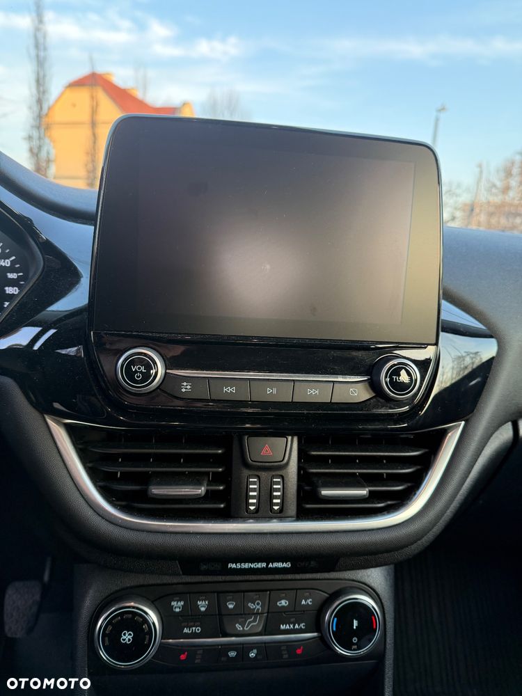 Ford Fiesta 1.0 EcoBoost Titanium ASS - 36