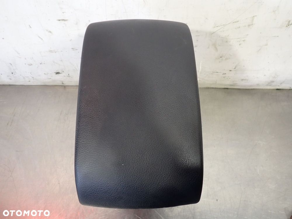 PODŁOKIETNIK FORD S-MAX I 6M21-R045L92A   6M21-R044C82-A - 6