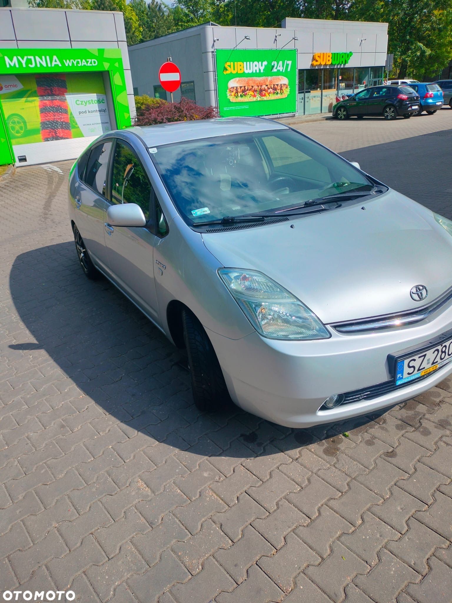 Toyota Prius 1.5 VVT-i Prestige - 1