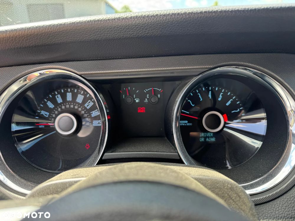 Ford Mustang 3.7 V6 - 13