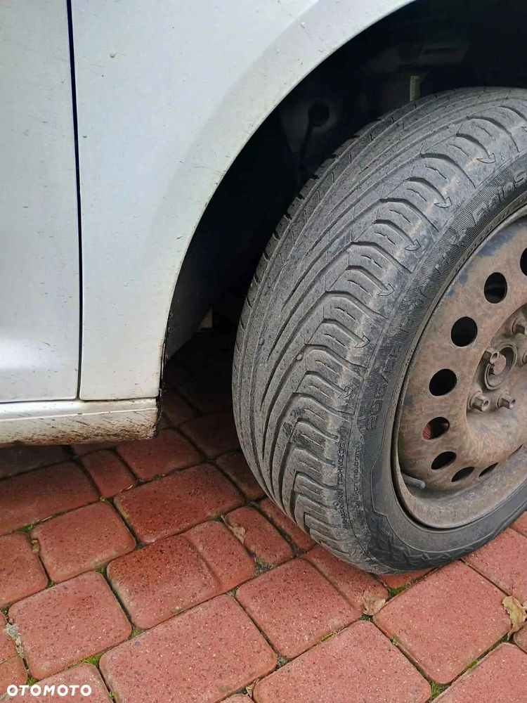 Volkswagen Touran 2.0 TDI DPF Comfortline DSG - 27