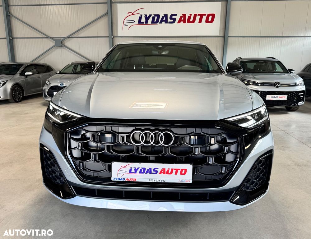Audi Q8 - 6