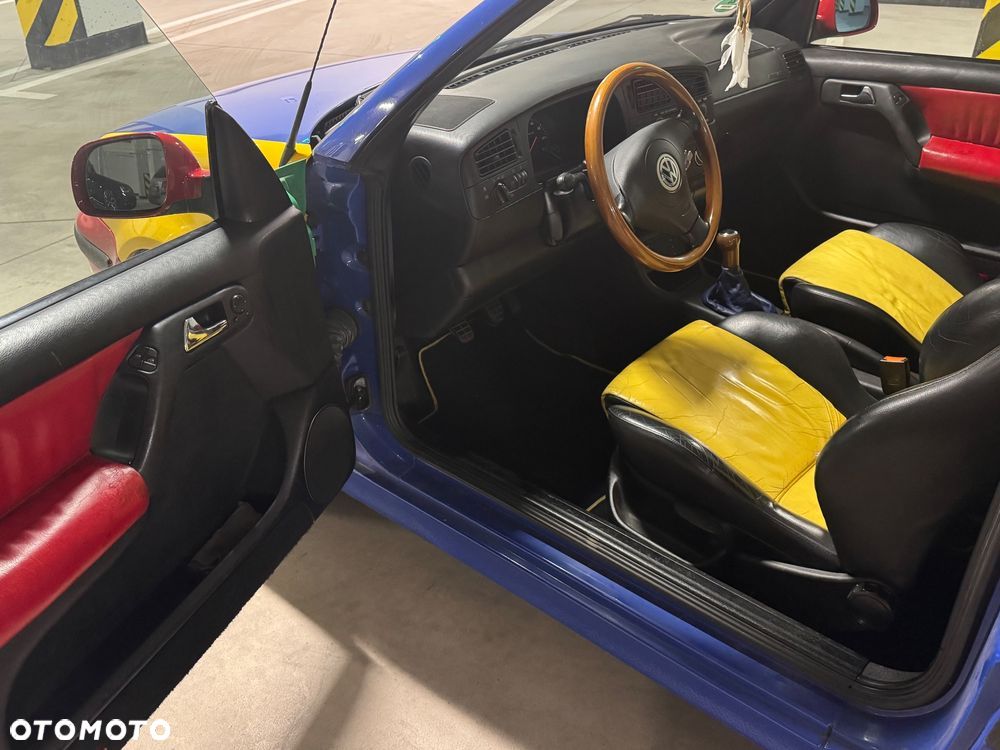Volkswagen Golf Cabriolet 1.6 - 8
