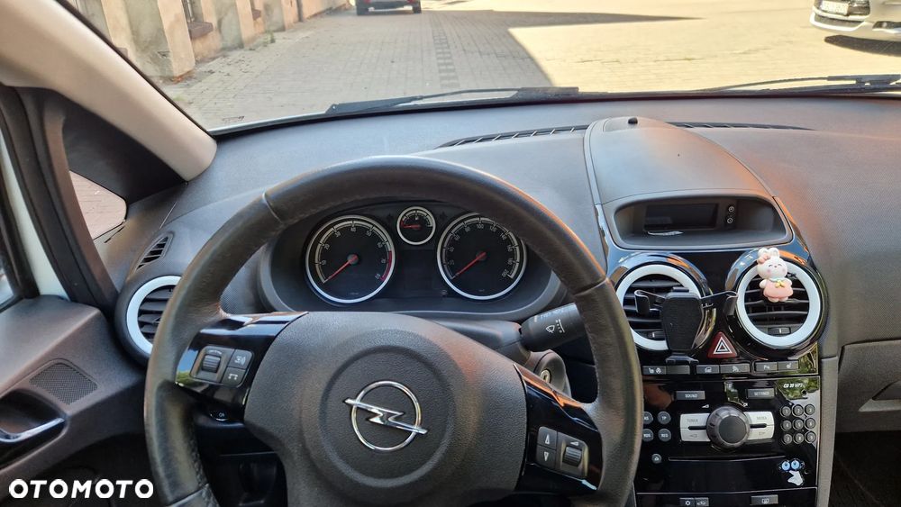 Opel Corsa - 9
