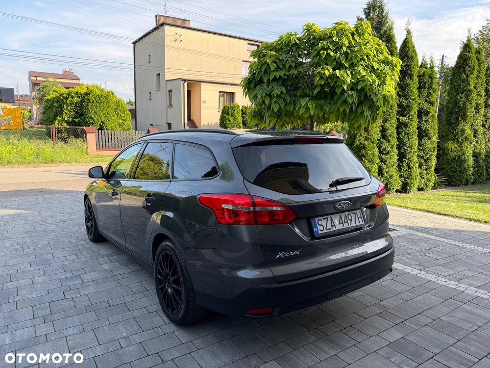 Ford Focus - 10