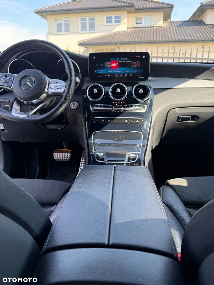 Mercedes-Benz GLC 300 de 4-Matic AMG Line - 8