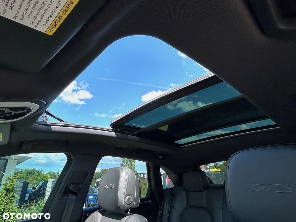 Porsche Macan GTS PDK - 35