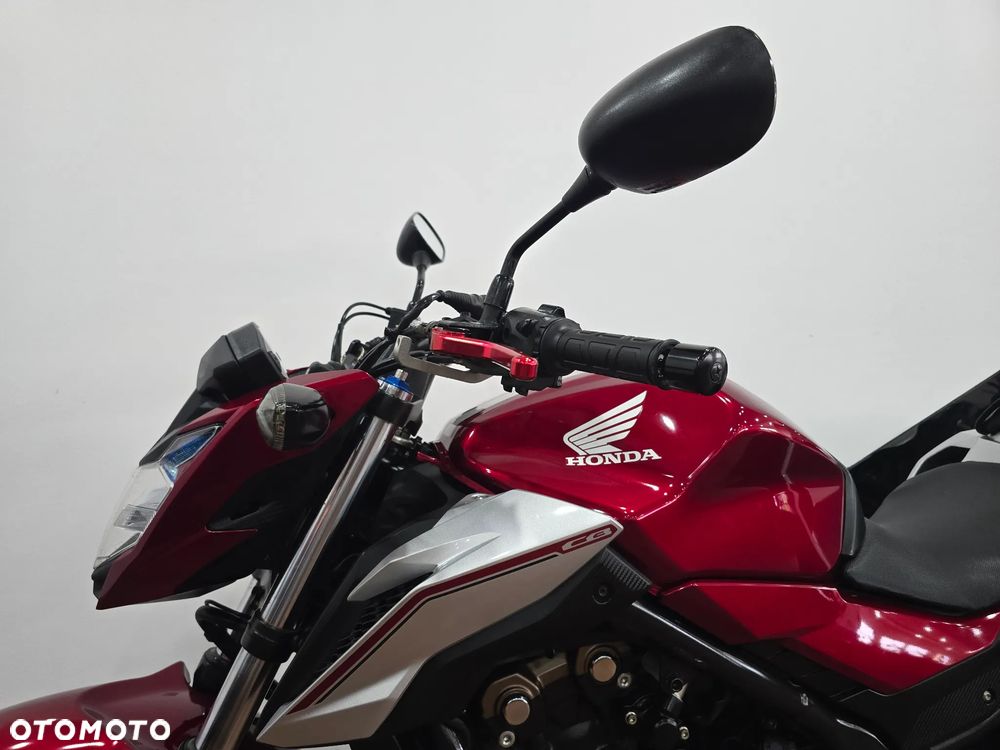 Honda CB - 12