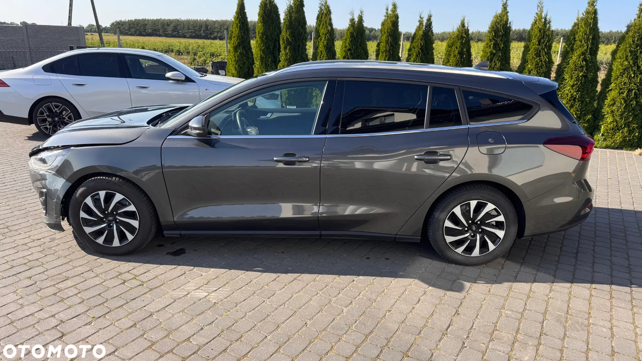 Ford Focus 1.0 EcoBoost Hybrid TITANIUM X - 2