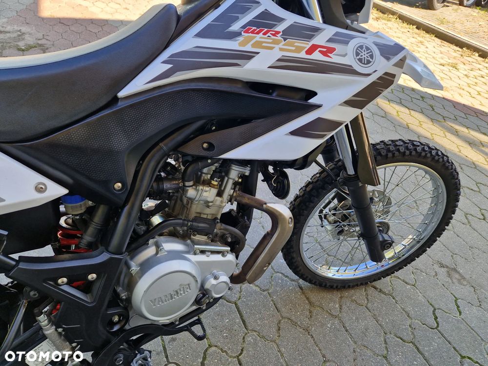 Yamaha WR - 18