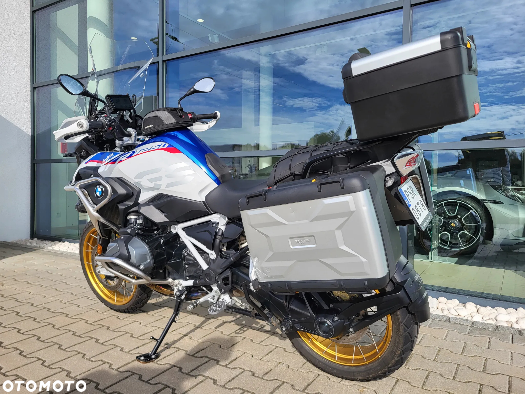BMW R - 19