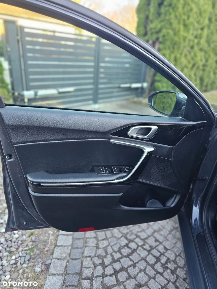 Kia Ceed 1.5 T-GDI OPF Nightline Edition - 9