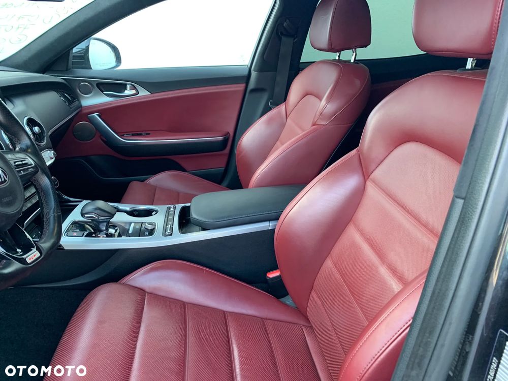 Kia Stinger 3.3 T-GDI AWD OPF GT - 15