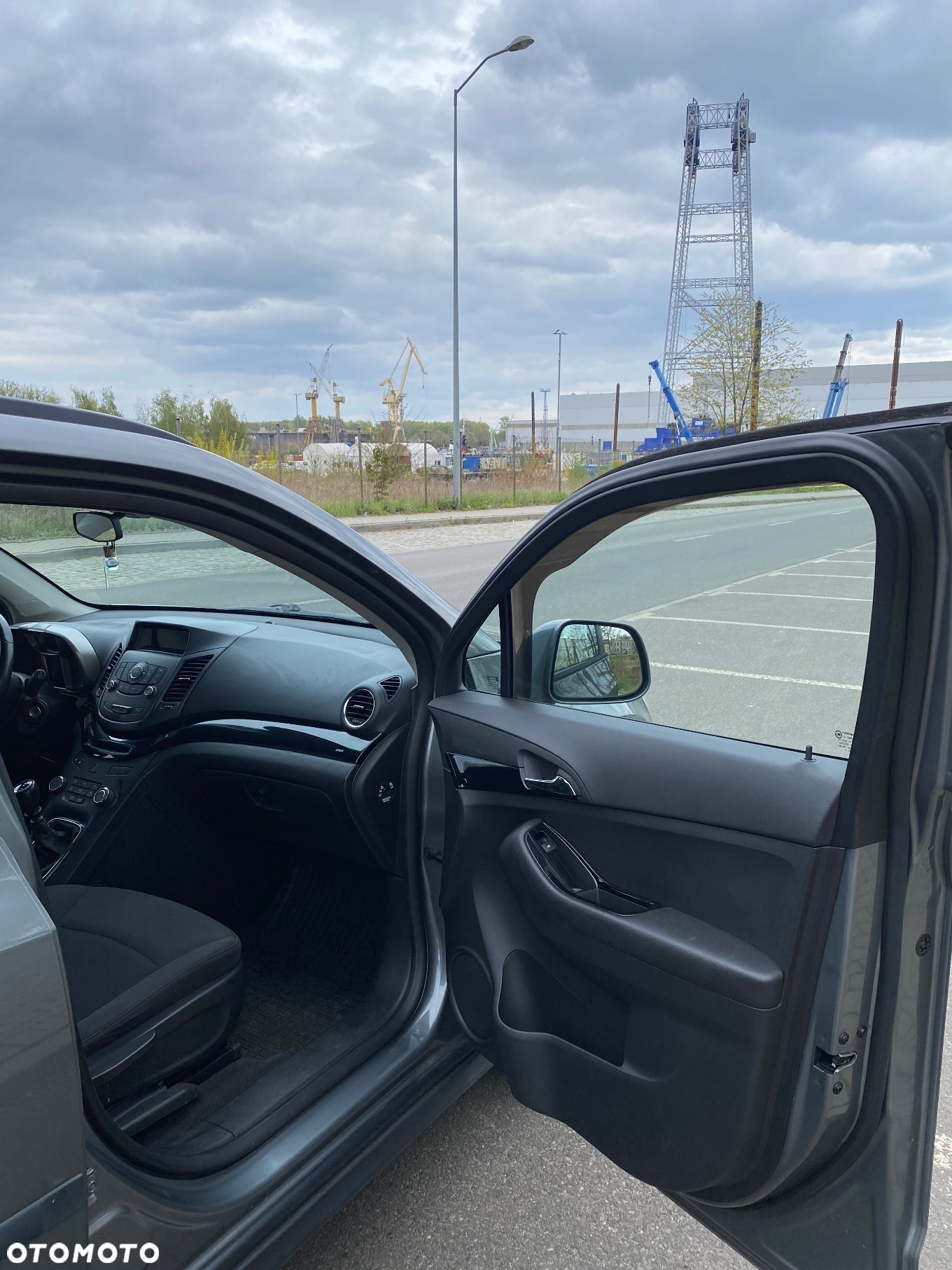 Chevrolet Orlando 2.0 D LT+ - 12