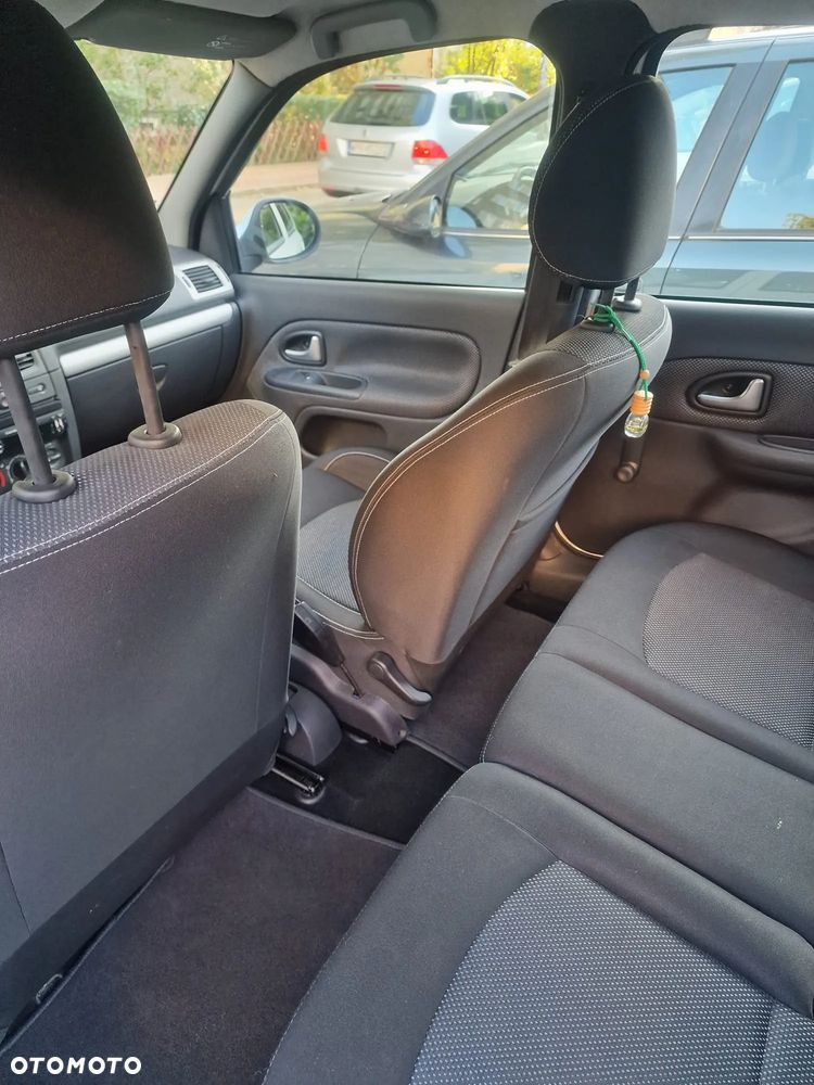 Renault Clio 1.2 Campus Authentique - 9