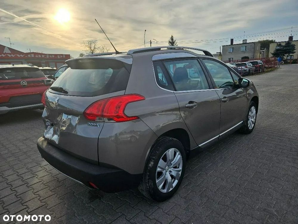 Peugeot 2008 - 5