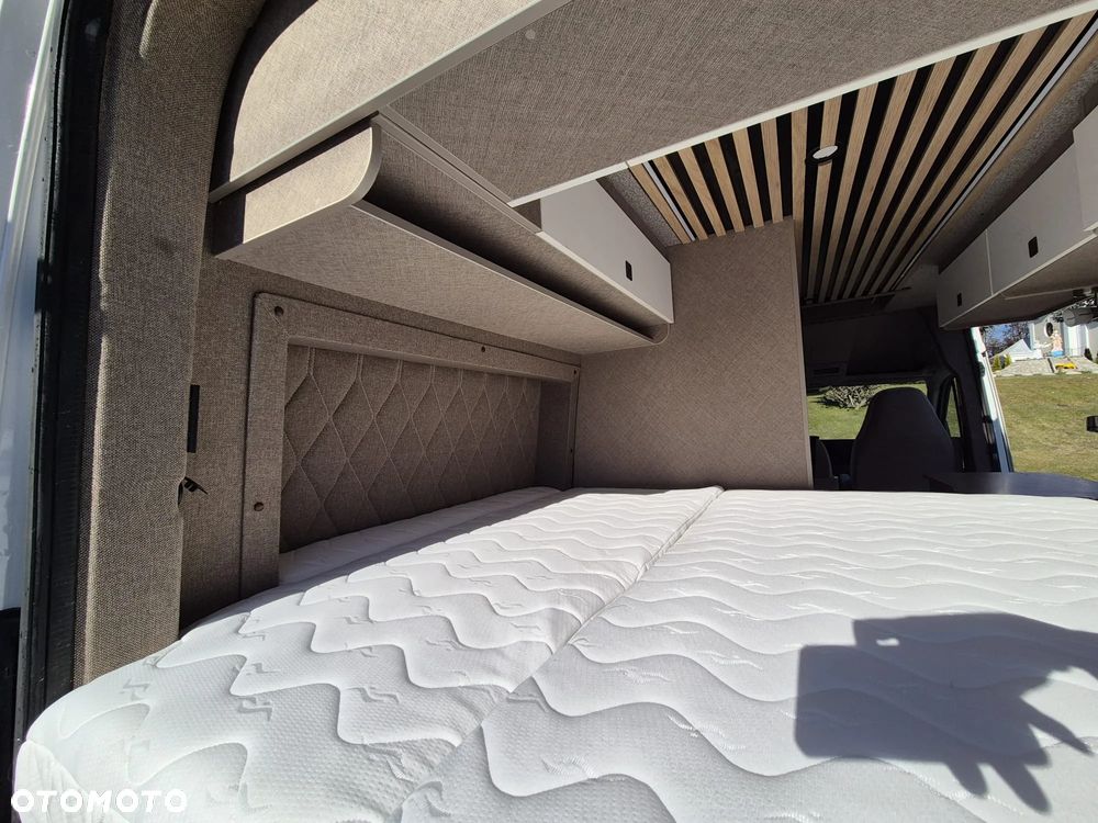 Volkswagen Crafter CAMPERVAN 4x4 4os. Namiot Full VIP Zimowa wersja - 19