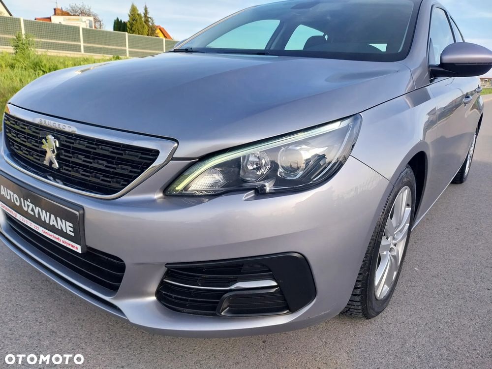 Peugeot 308 1.2 PureTech GPF Active Pack Business S&S EAT8 - 4