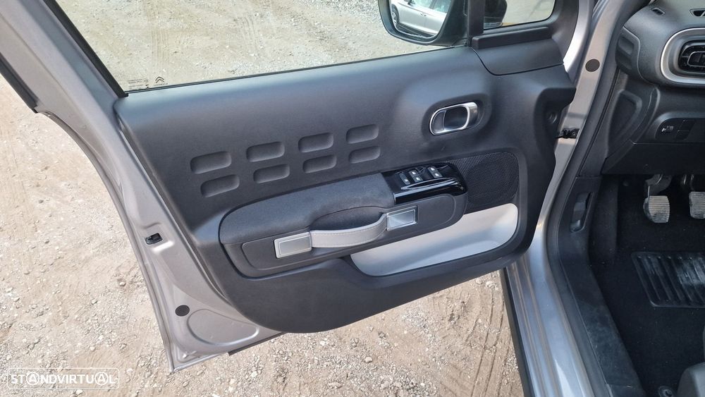 Citroën C3 1.2 PureTech Shine Pack - 11