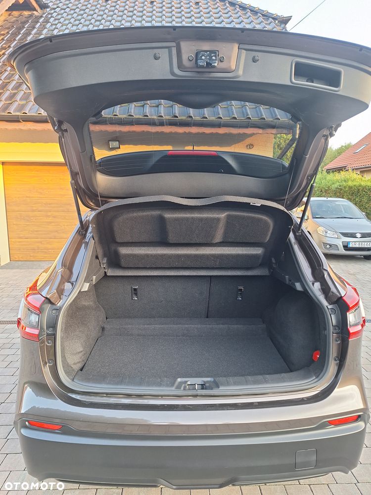 Nissan Qashqai 1.3 DIG-T N-Style - 17