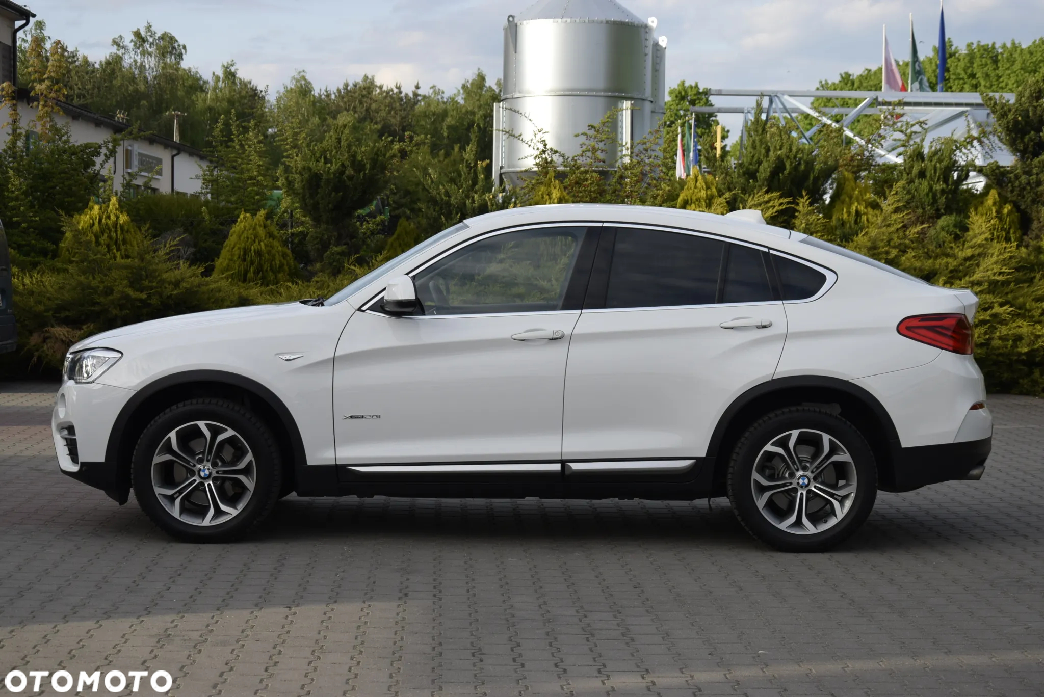 BMW X4 xDrive20i xLine - 31