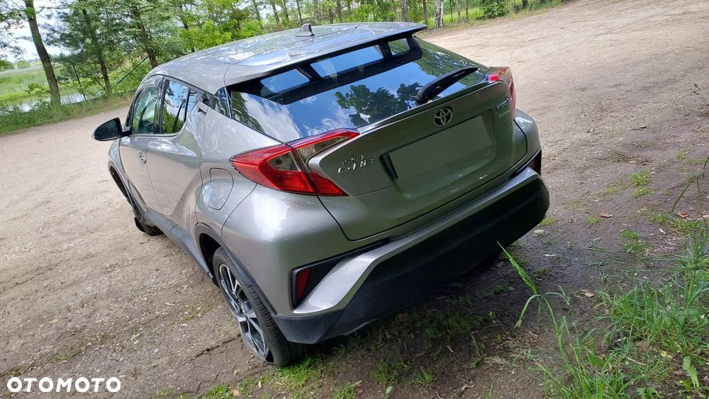 Toyota C-HR - 6