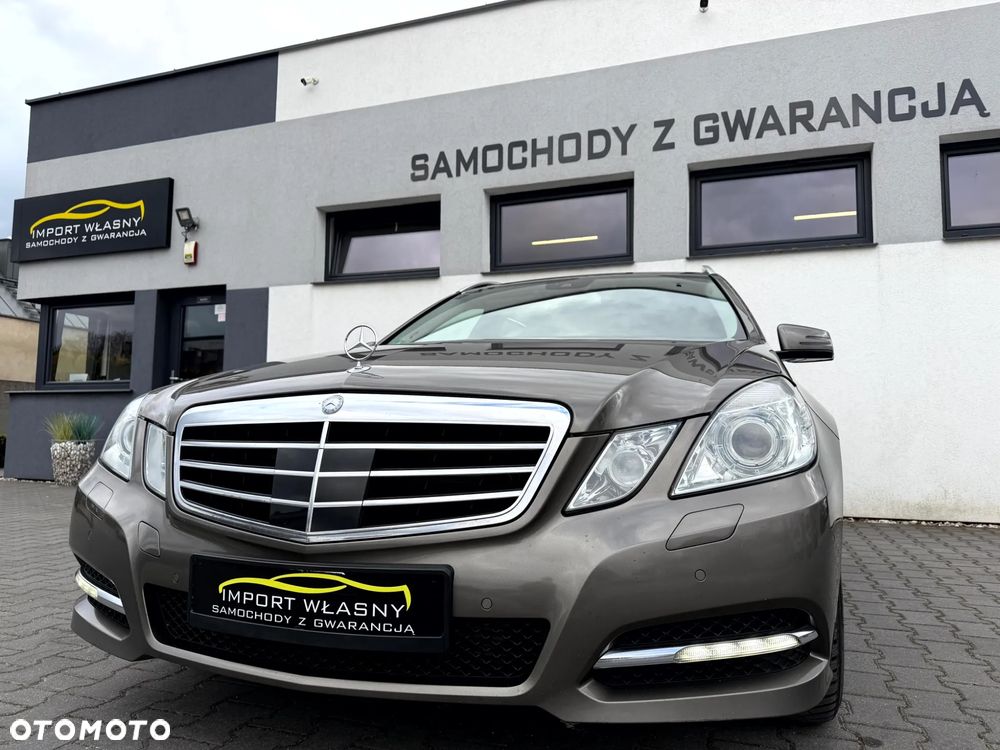 Mercedes-Benz Klasa E 350 CDI DPF BlueEFFICIENCY 7G-TRONIC Avantgarde - 33