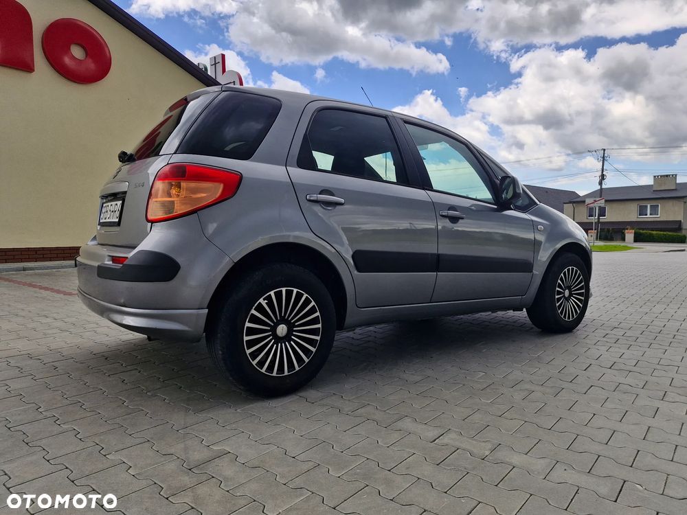 Suzuki SX4 1.5 - 12