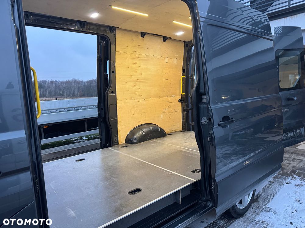 Volkswagen Crafter - 15