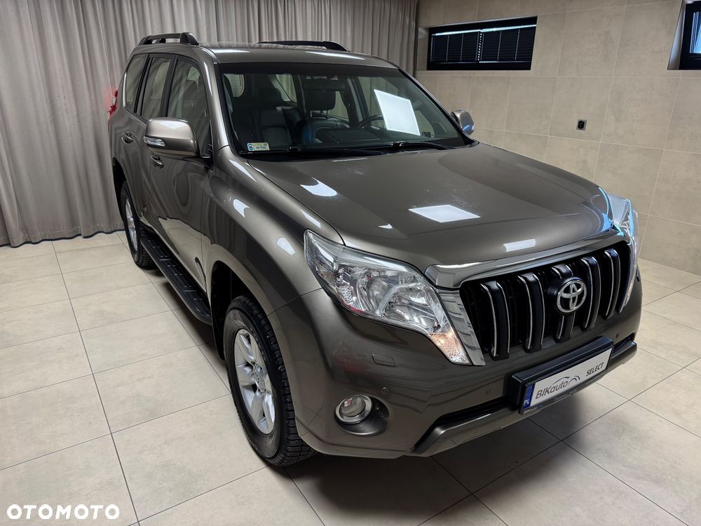 Toyota Land Cruiser - 11
