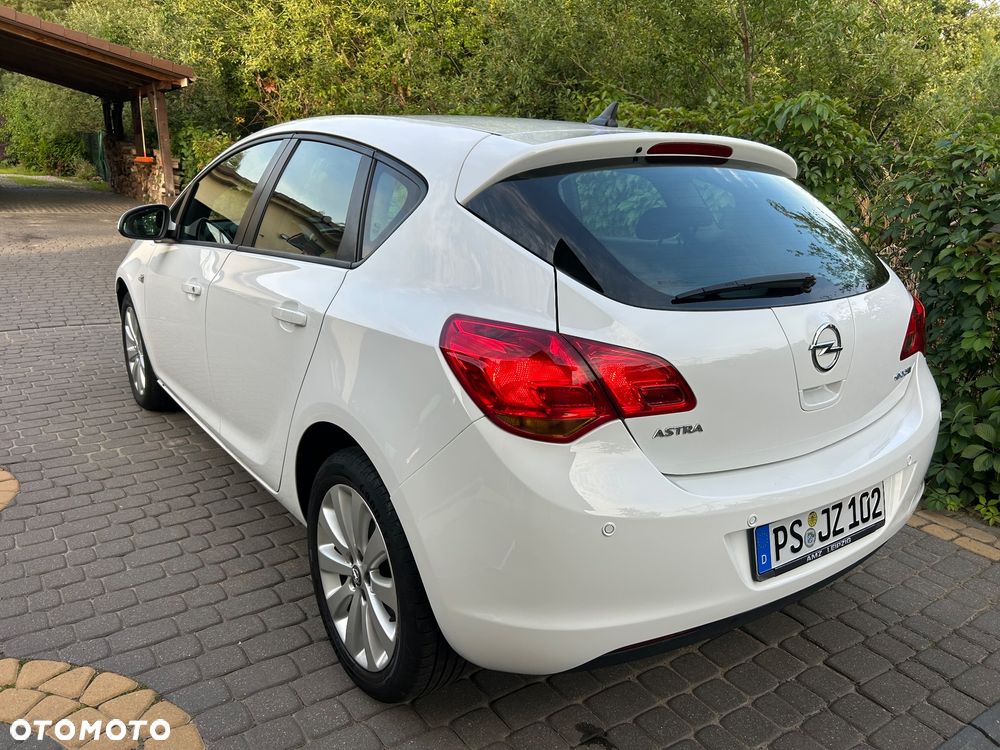 Opel Astra 1.4 ecoFLEX - 7