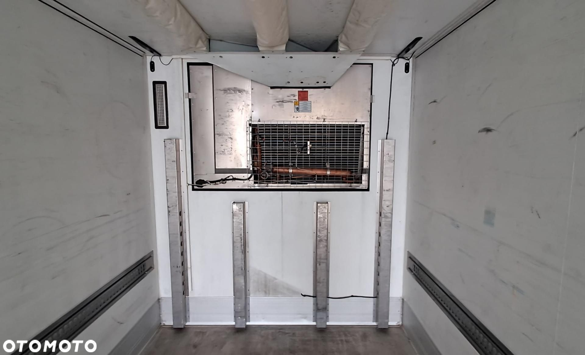 Schmitz Cargobull SKO FP 60 ThermoKing SLXi 300 - 7