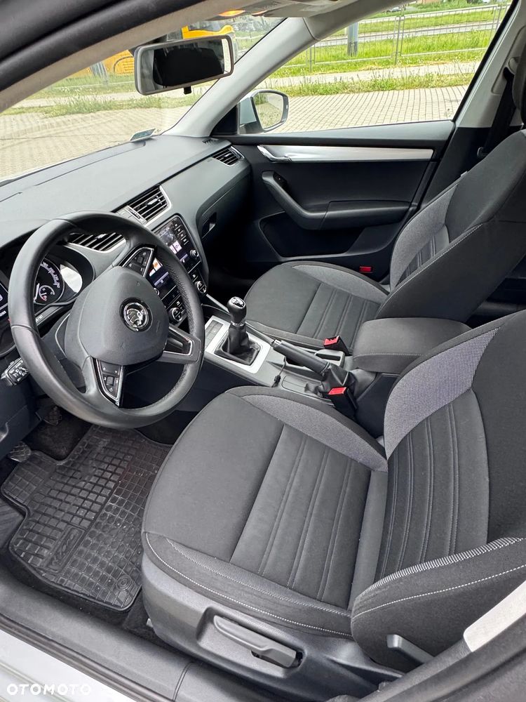Skoda Octavia - 16